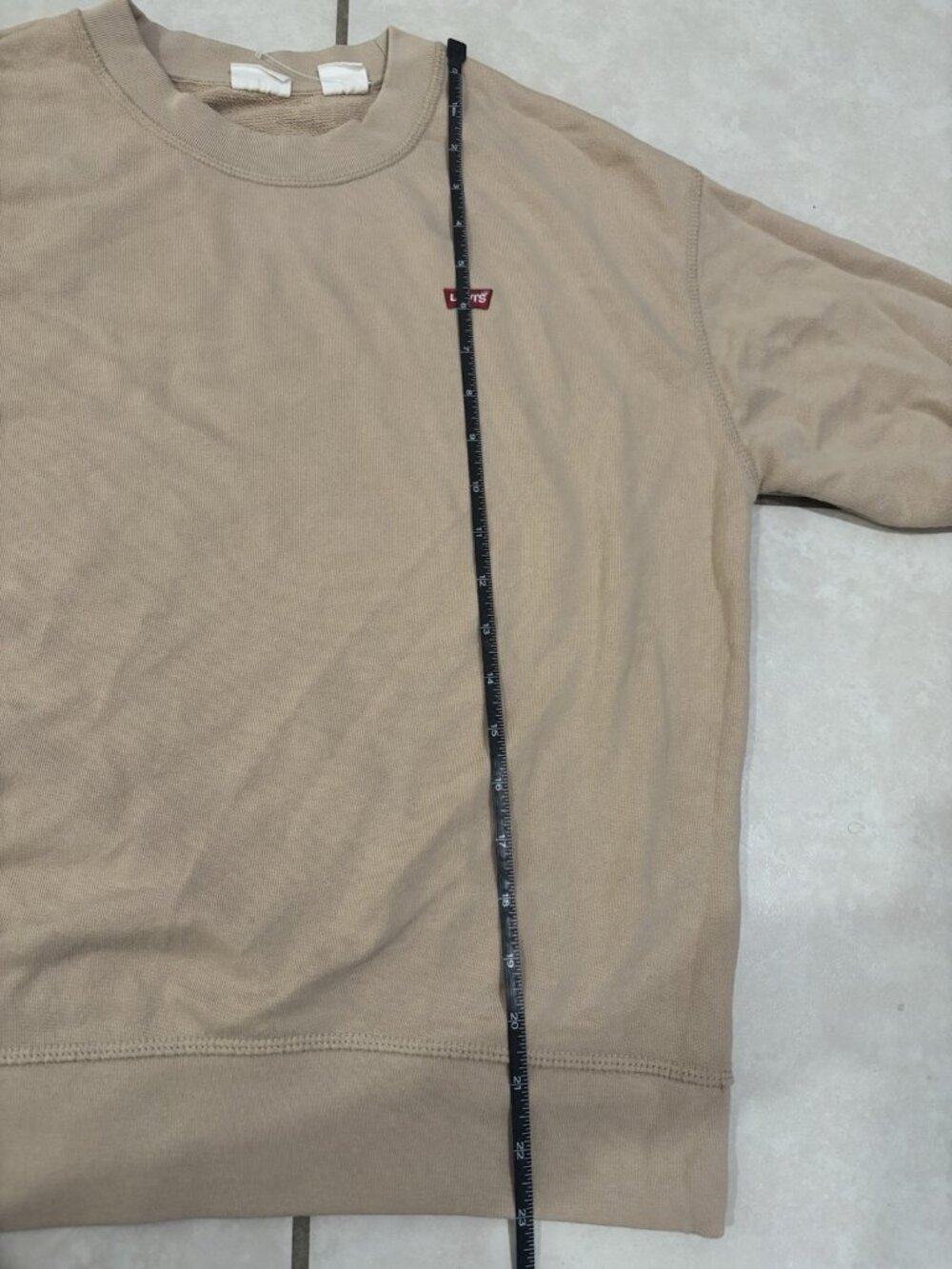 Levi's Crewneck Sweatshirt Men's Tan Beige Fleece Lined Standard Fit Size S - Picture 10 of 11